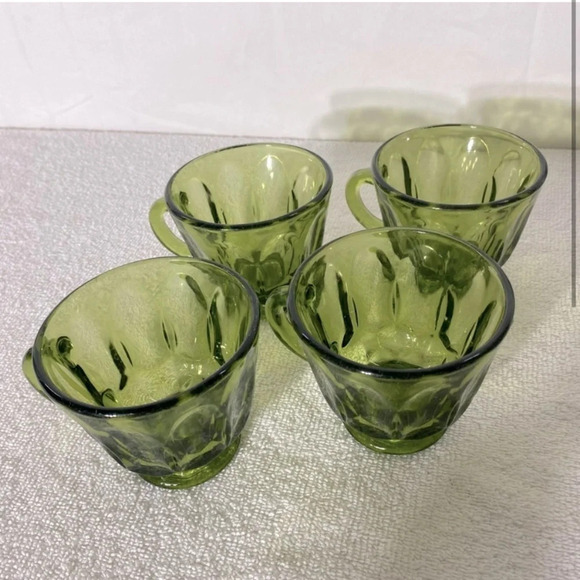 Vintage Avocado Green Glass  Punch Cups Snack Cups x4 - Picture 2 of 8